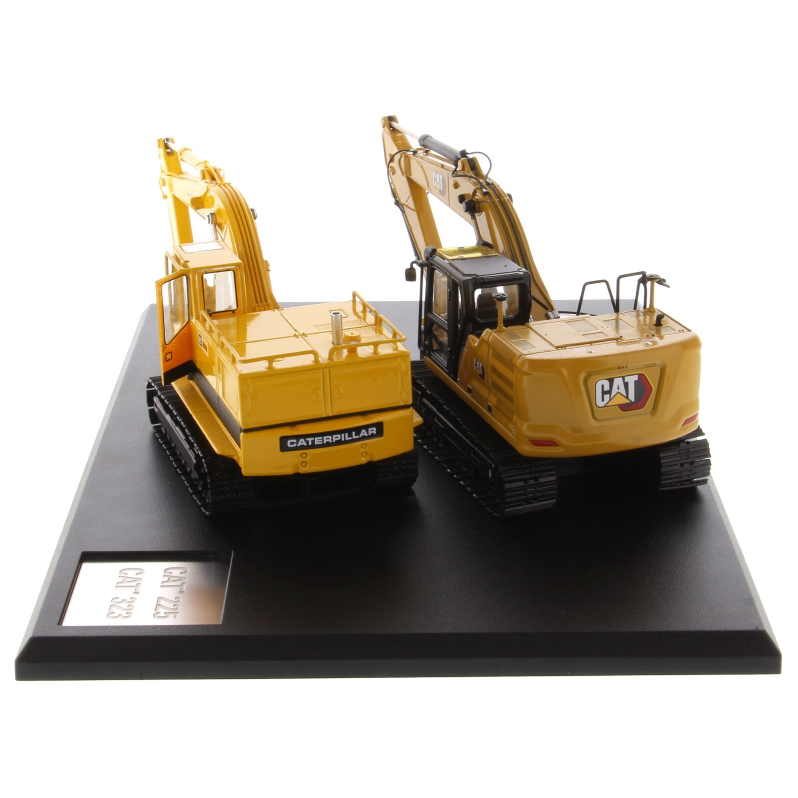 ⭐ 1:50 CAT 225 (1974-1987) & 323 (CURRENT) EVOLUTION DIECAST MASTERS 85715⭐