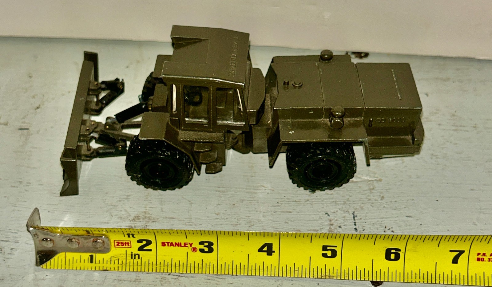Zettelmeyer ZD 3000 Military Bulldozer Toy 6.5in Green Good Diecast Metal Model