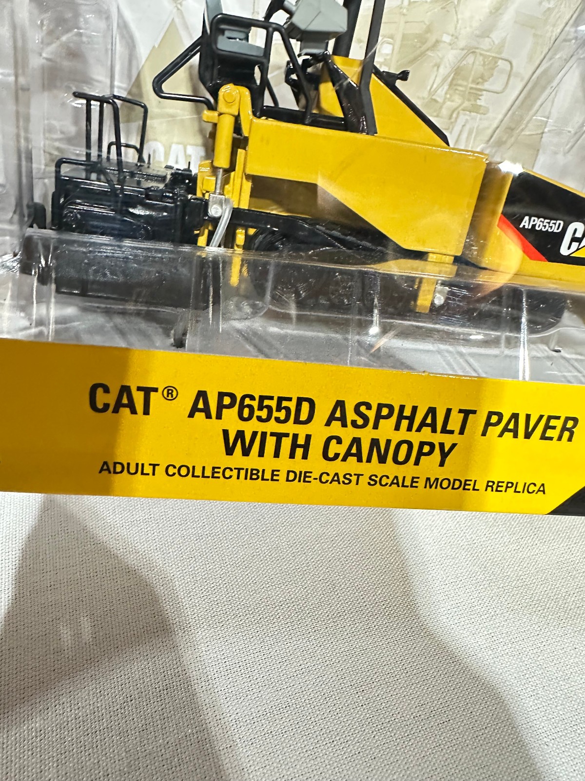 Caterpillar AP655D Asphalt Paver With Canopy By Norscot 1/50th Scale