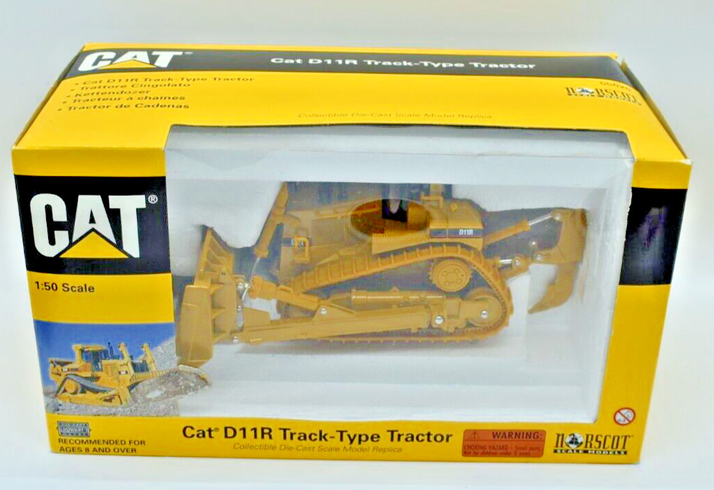 1999 Norscot Cat D11R Track Type Diecast Tractor Dozer 1/50 New