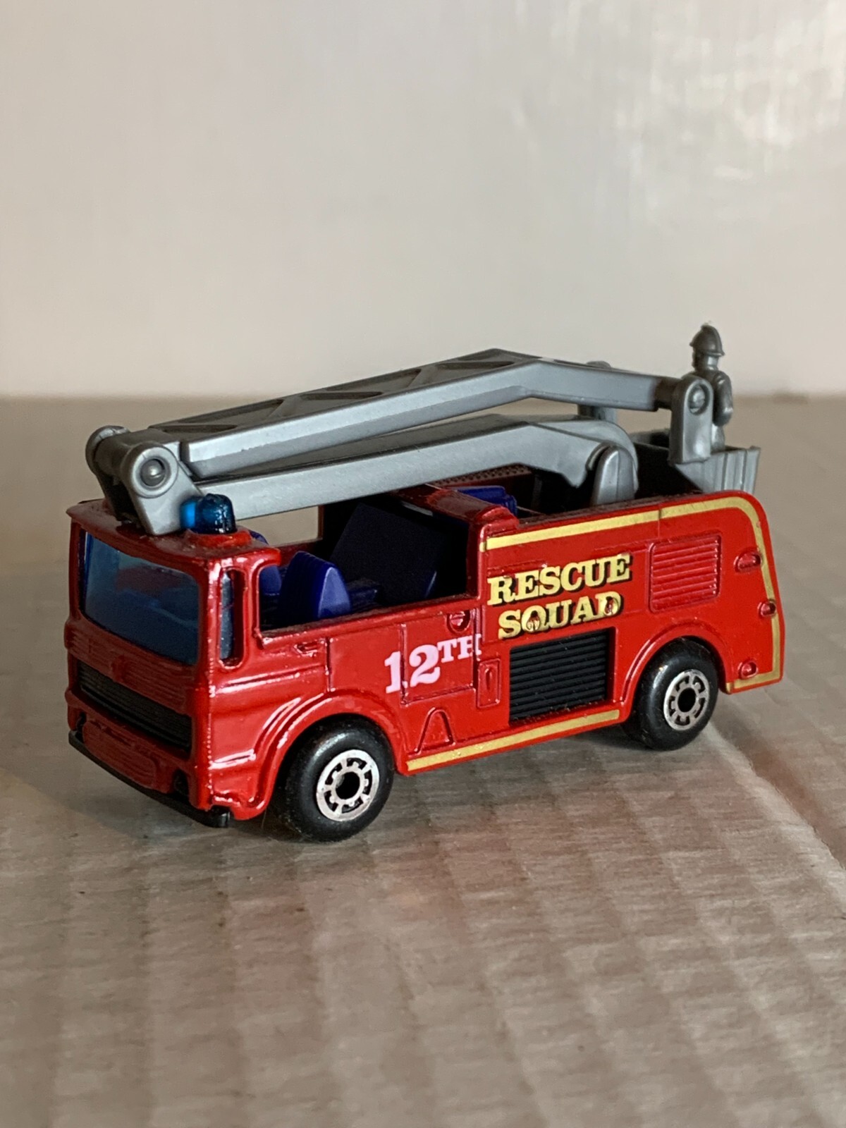 Matchbox #???? Snorkel Fire Truck “Red” w/Bucket & Fire Fighter