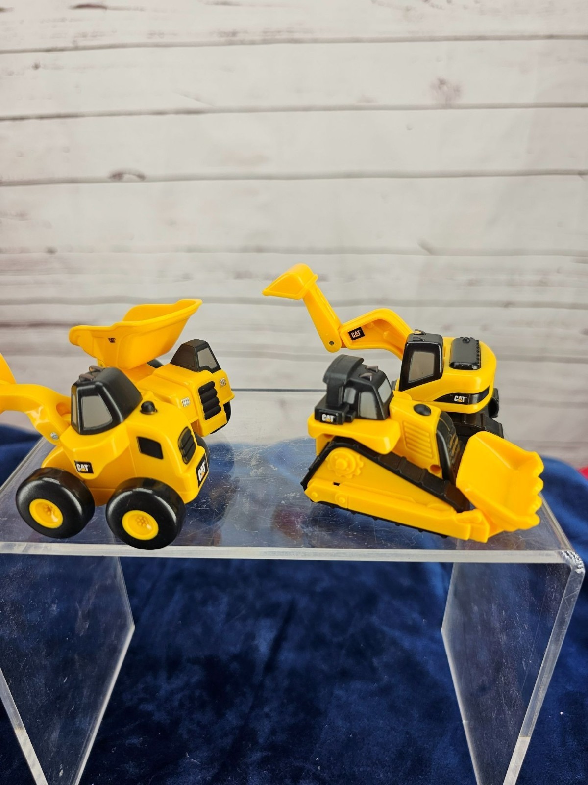 4x Caterpillar CAT Mini Machine Construction Truck 2” Yellow Black Toy Car Set