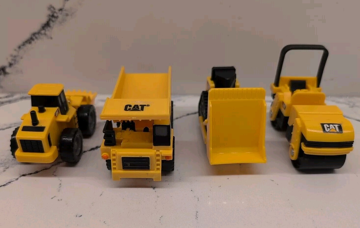 CAT Construction Lot Of 4 Little Machines 3in Mini Cat Toy Vehicles Plastic