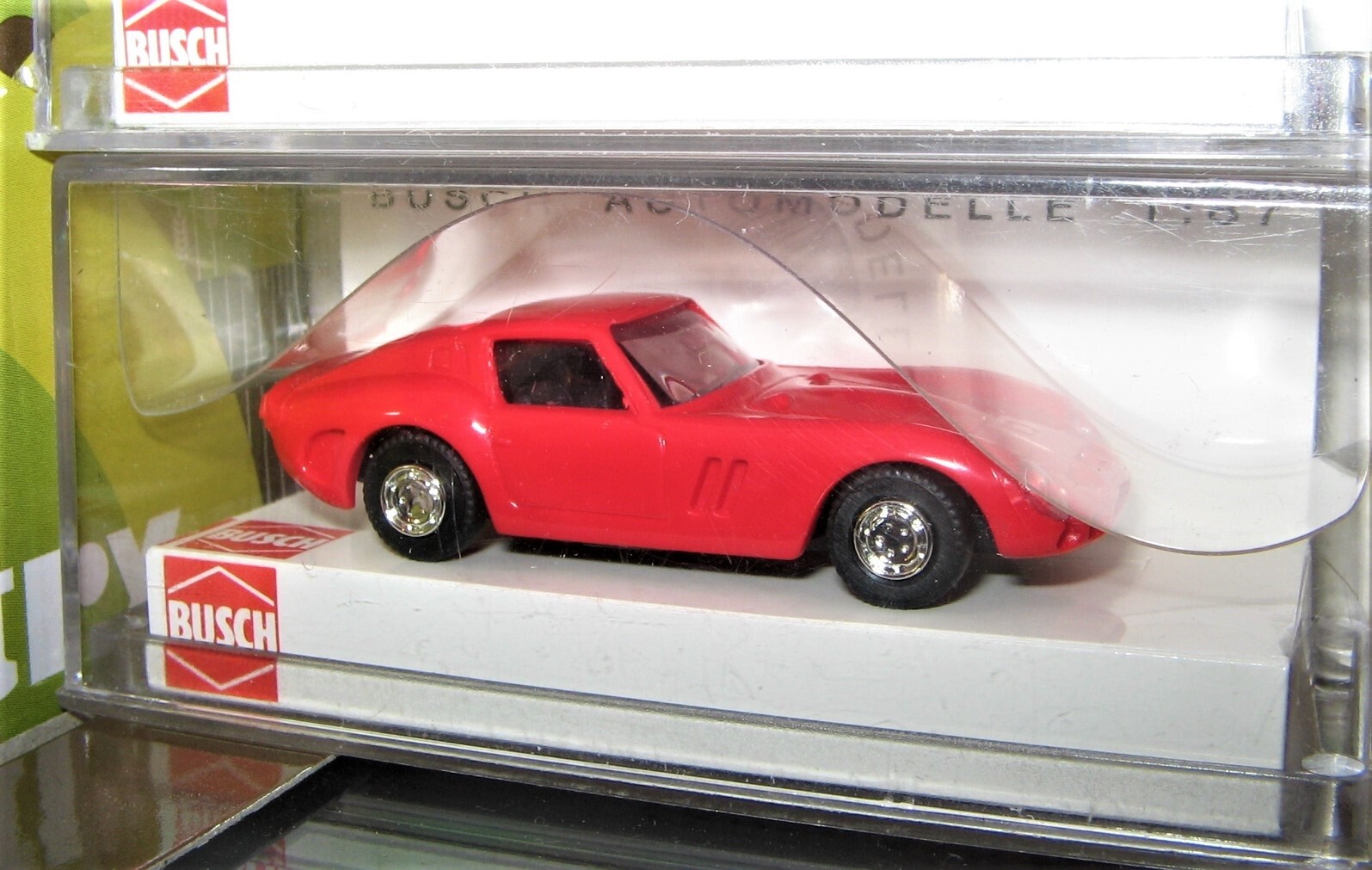 Busch 42600 Ferrari 250 GTO – Classic Red – Germany 1/87 HO (plastic) MIB