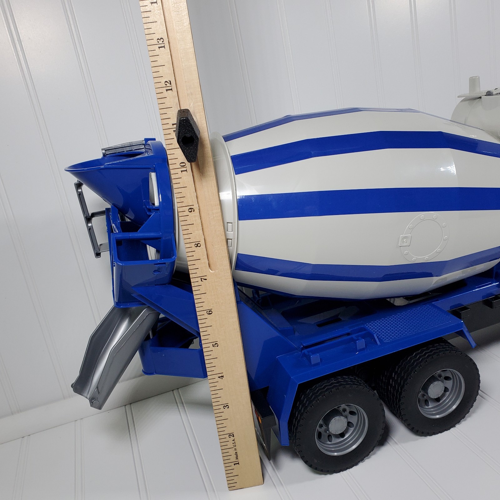 Bruder 02814 Mack Granite Cement Mixer Truck 2007 Blue 25″ Germany
