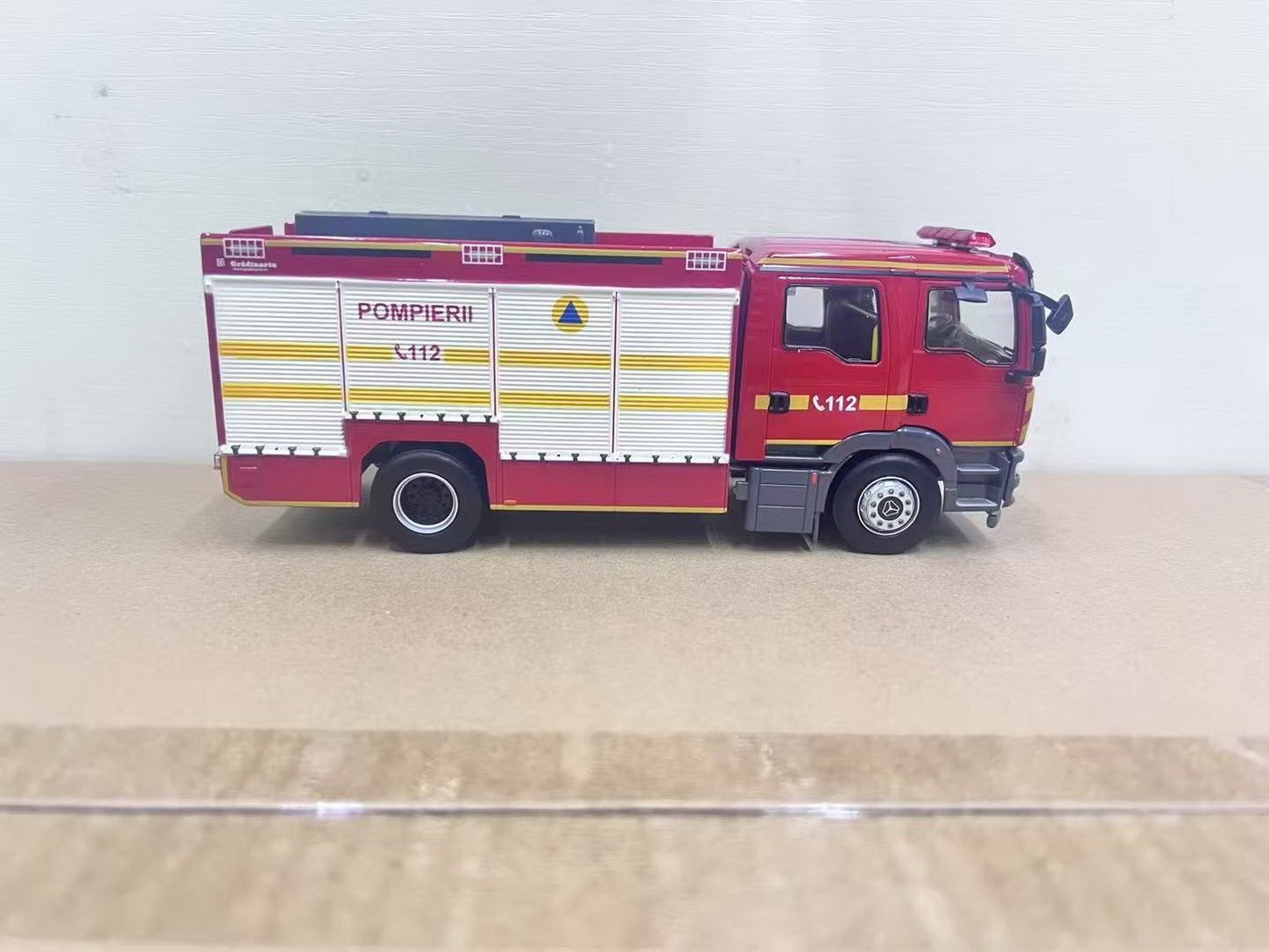 1/43 Scale MAN POMPIER II Fire Truck Diecast Model Toy Gift Collection