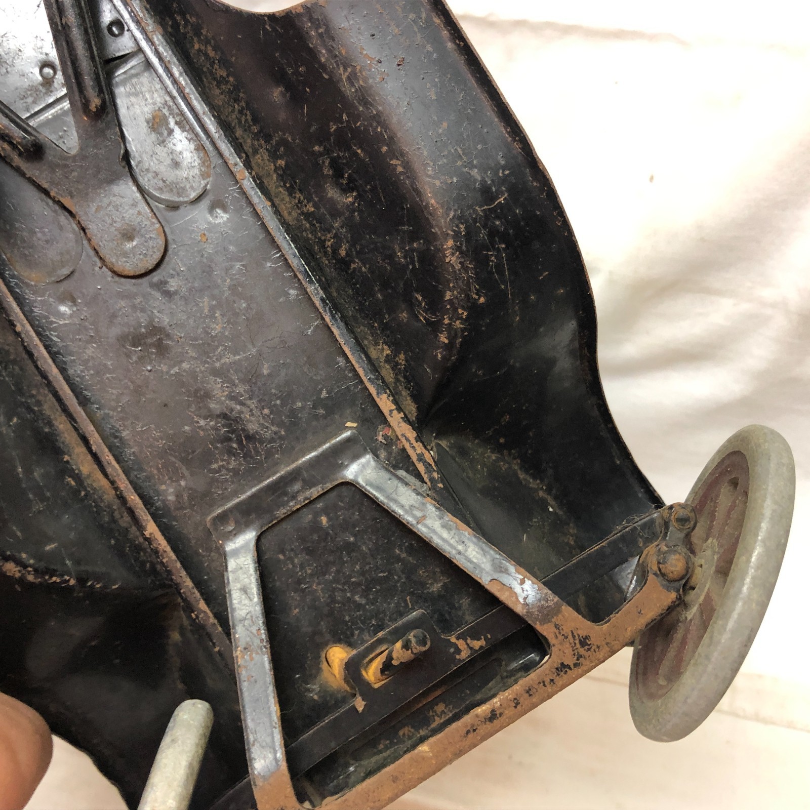 1927 Pressed Steel Buddy L Flivver Contractors Dump Truck 11″ Long Original