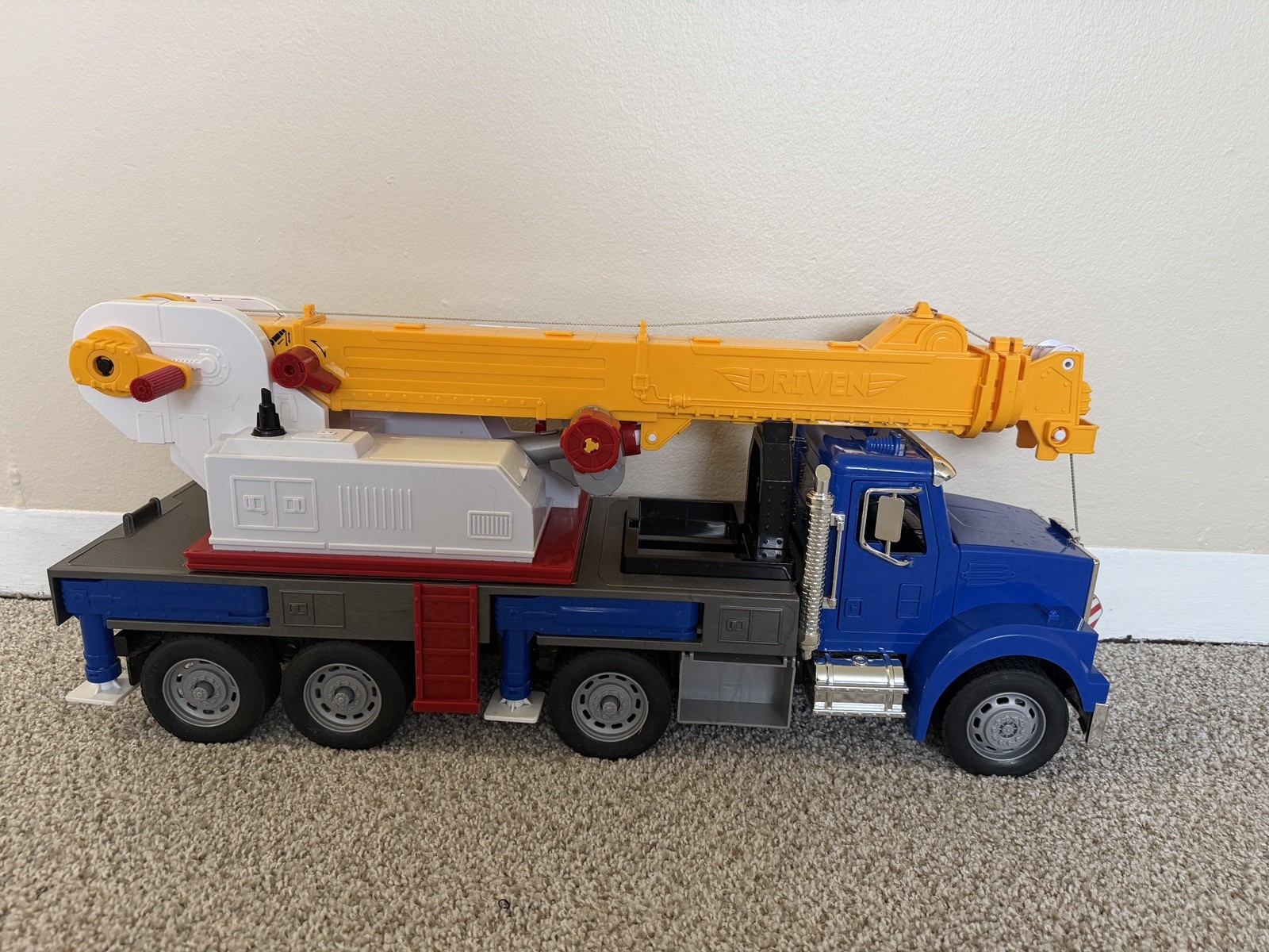 Driven Large Toy Crane Truck Blue & Yellow Battat Construction Kids Toy Truck
