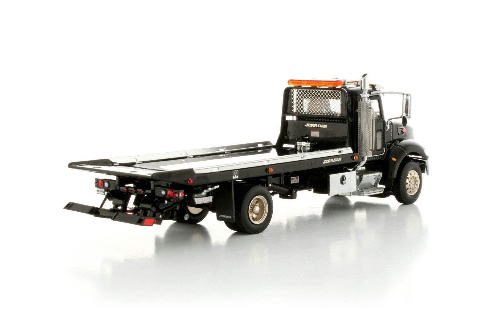 Peterbilt Jerr-Dan Rollback Truck – “BLACK” – 1/50 – TWH #080-01100