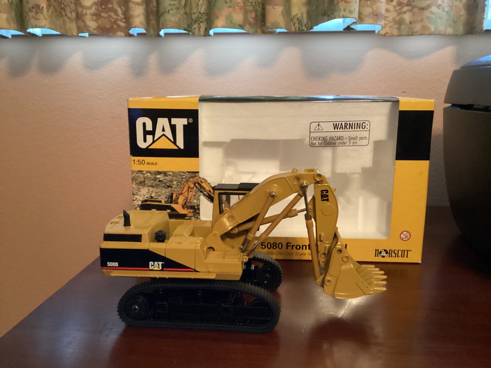 Norscot Caterpillar 5080 Front Shovel 1:50