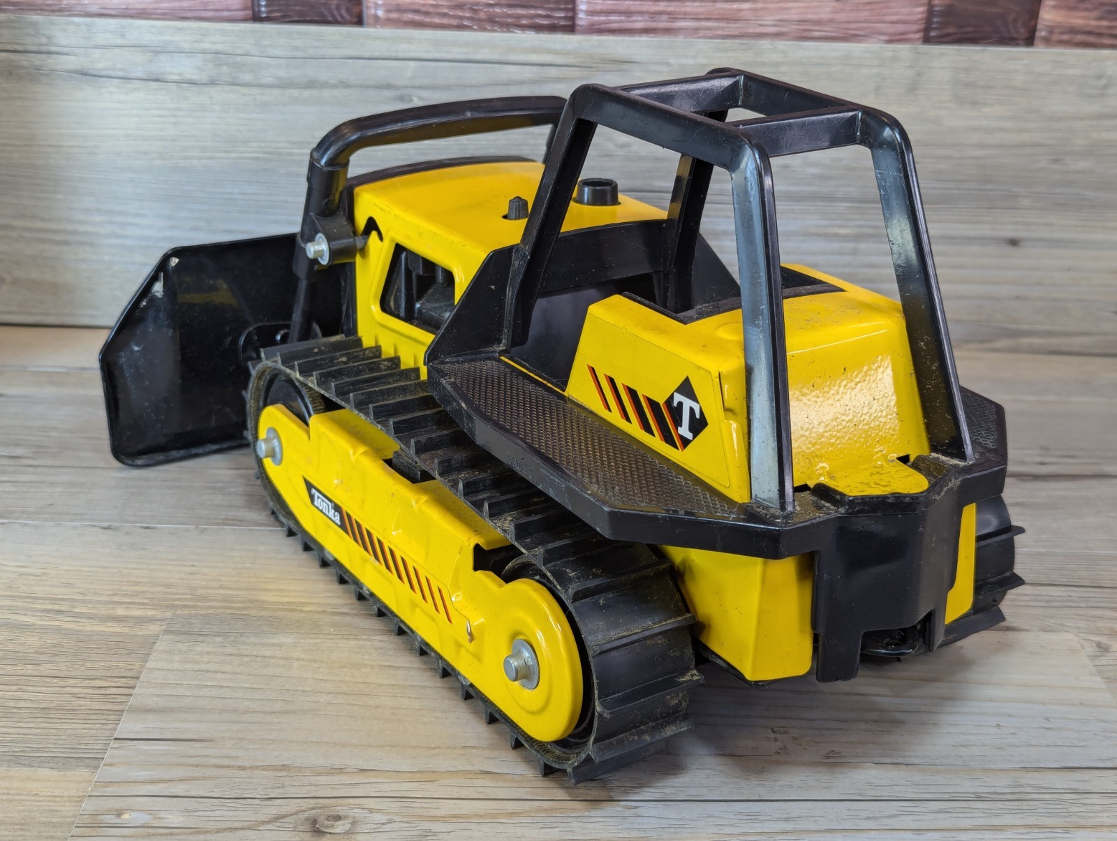 Tonka Steel Bulldozer 13″ Yellow Model 51054 Excellent Condition Vintage 1980’s