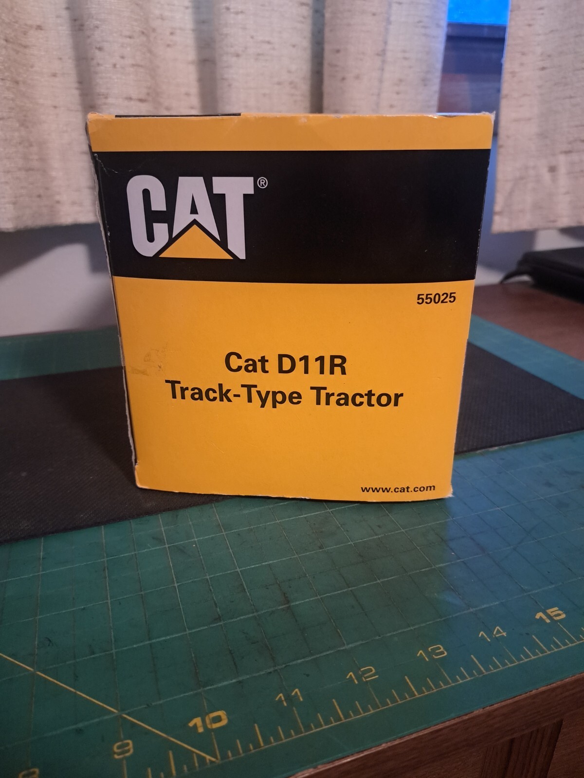 Norscot Cat D11R Track-Type Tractor Bulldozer: # 55025, 1:50 Scale Displayed onl