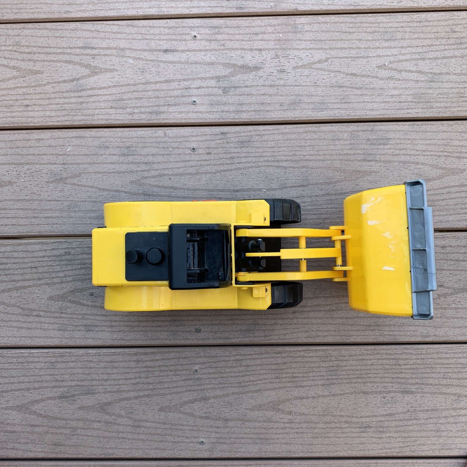 CAT Job Site Machines Motorized Wheel Loader Toy Moves Lights Sound Music