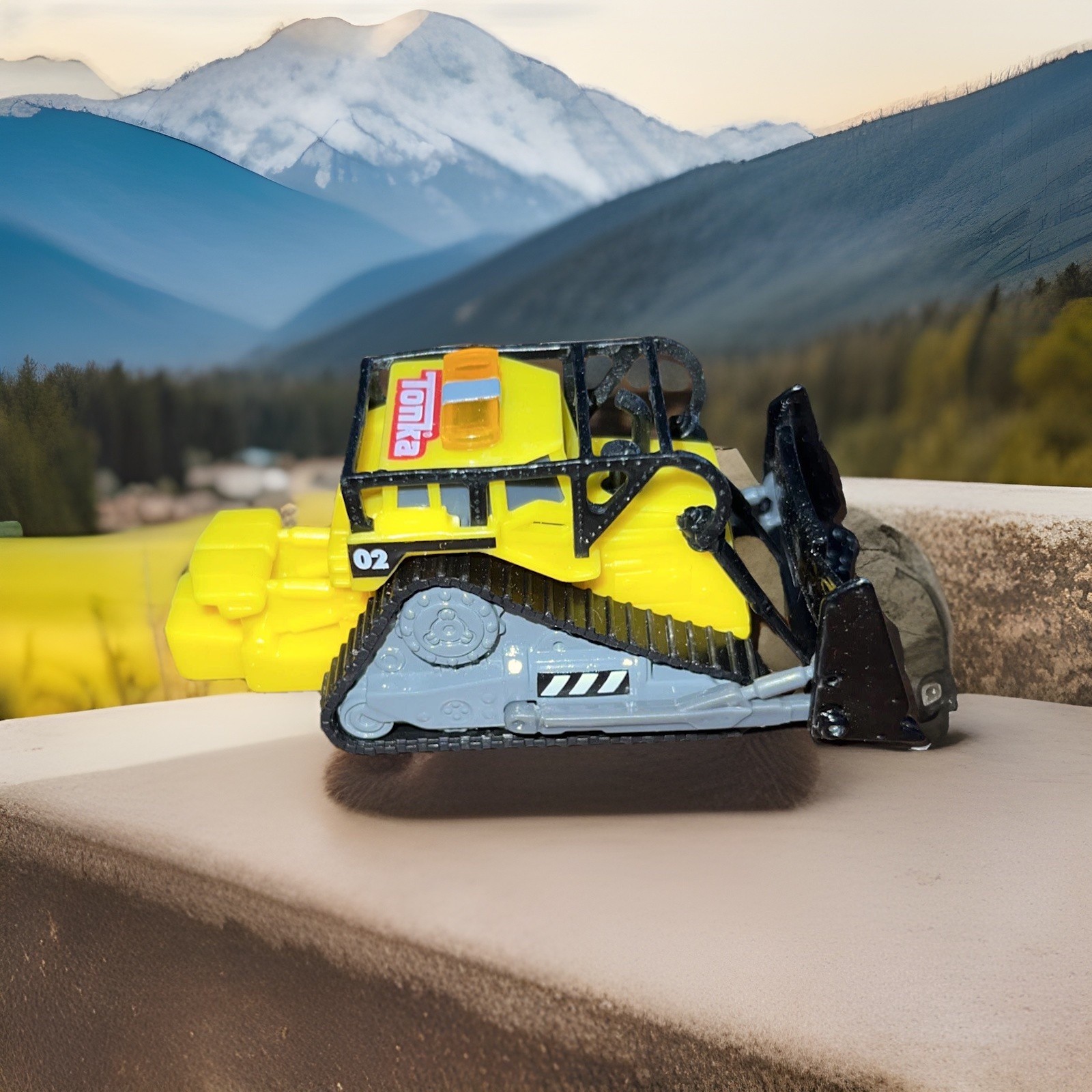 2016 Tonka Diecast Bulldozer From Construction Crew Built To Last 07432