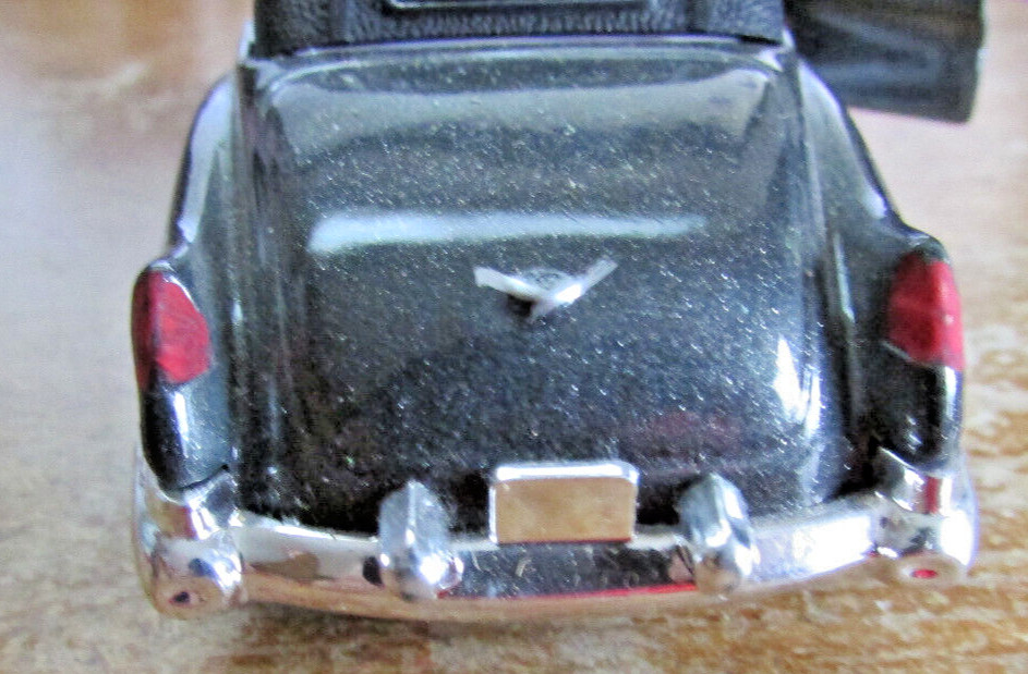 Un Known Charcoal Metallic Car Diecast
