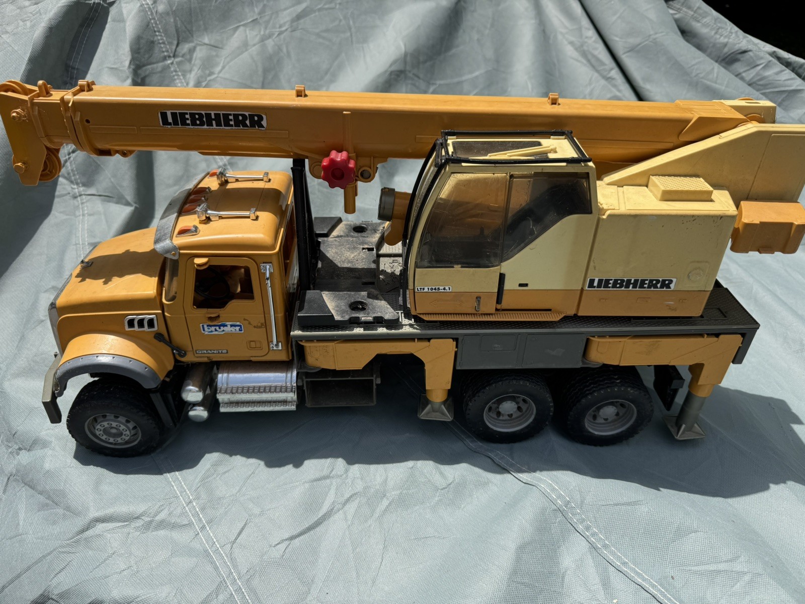 Mack Granite Liebherr Crane Truck 26” BRUDER 2818 *PARTS ONLY*