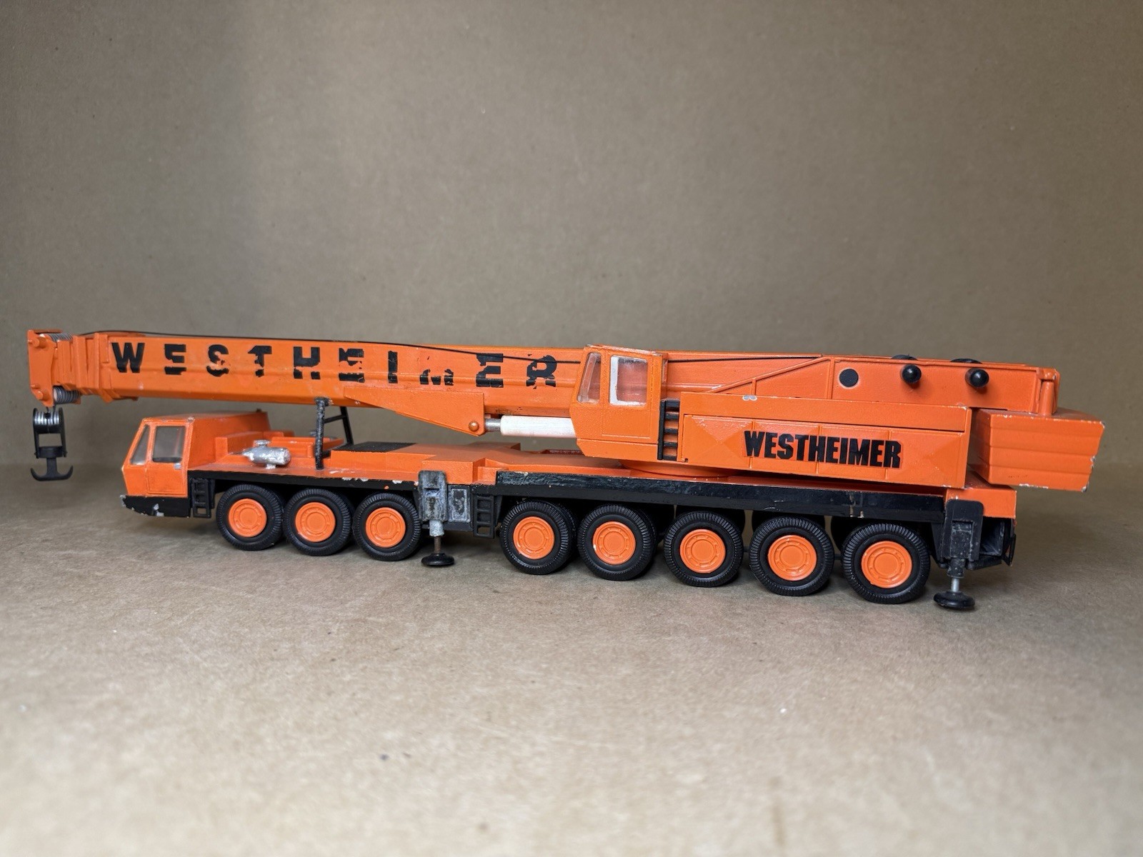 CONRAD 8-AXLE TRUCK CRANE MODEL 2077 W. GERMANY WESTHEIMER HOUSTON 1:50 SCALE