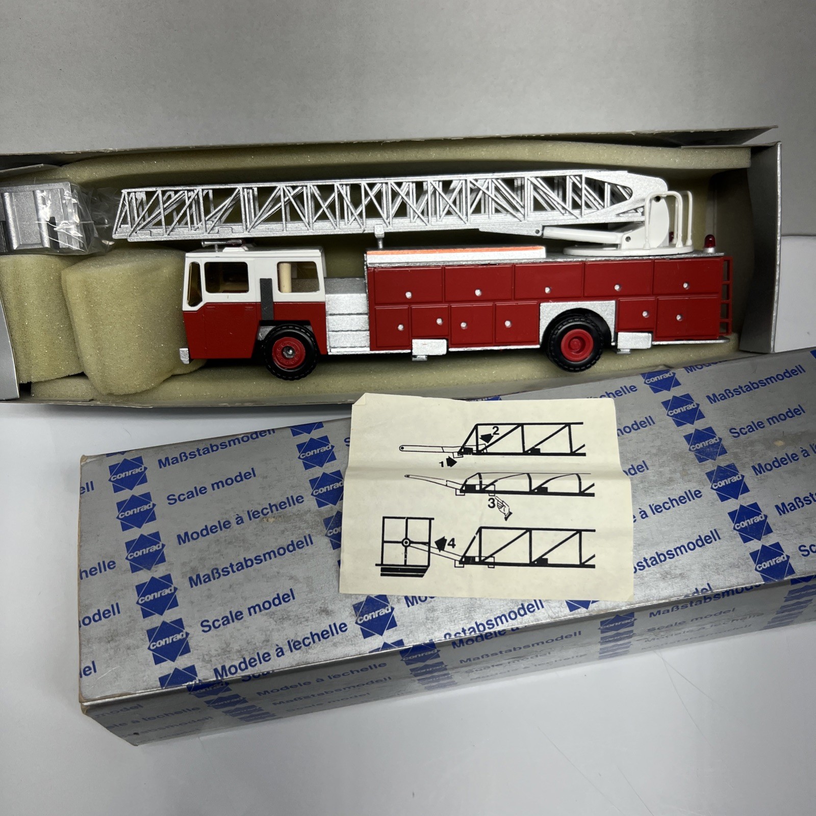 Conrad 5502 Aerial Hook Ladder Fire Truck Engine Collector Toy 1/50 W Germany FD