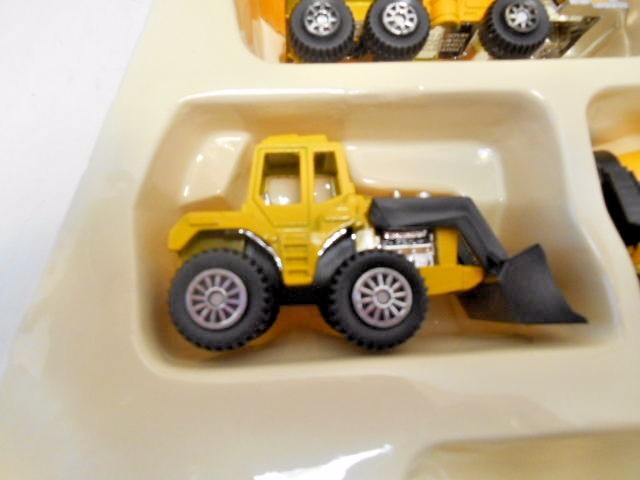1987 Tootsie Toy ‘Construction Play Set’ Die-Cast / Plastic Item no. 1963