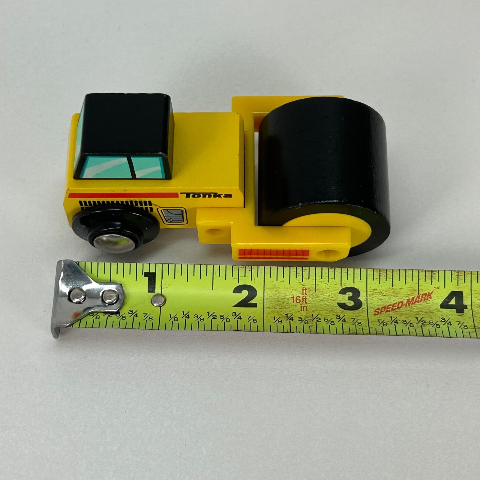 Tonka Wooden Steam Roller Construction Toy Yellow Black 2014 Hasbro 3.5 Inch