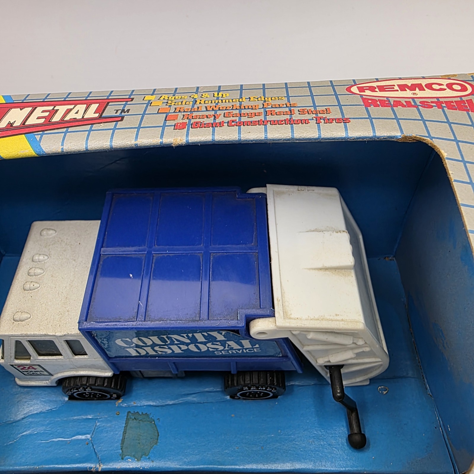 Vintage Remco Heavy Metal Garbage Truck Diecast Toy 1988 Real Steel In Box