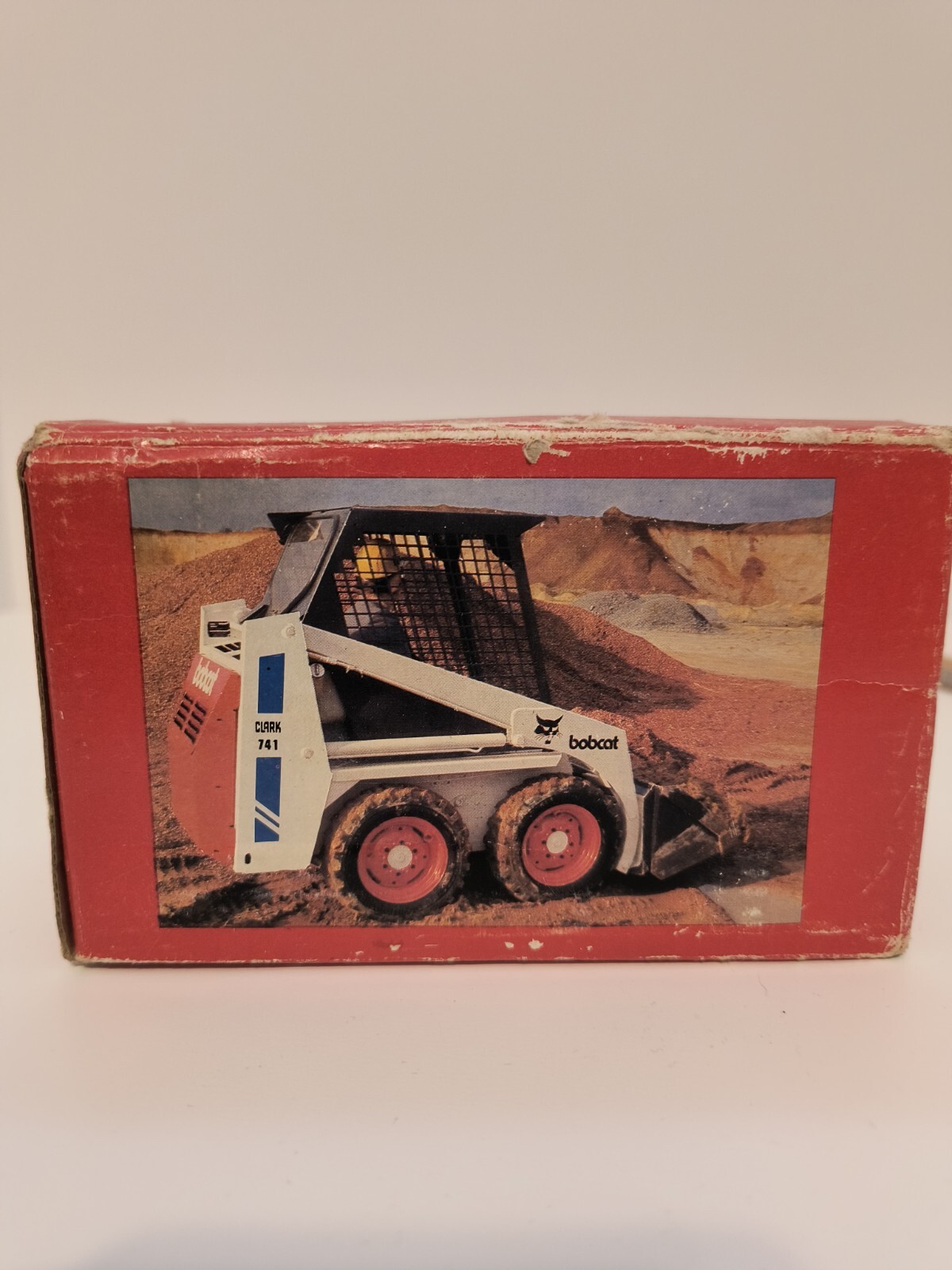 Bobcat 741 Blue Skid Loader – Gama 1/19 Scale