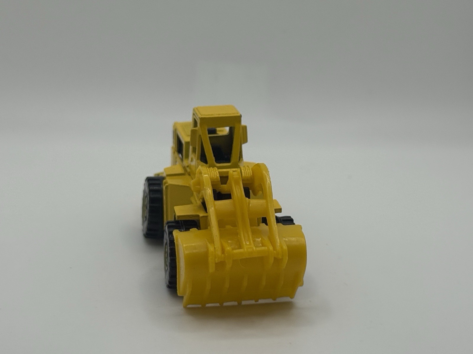 Vintage 1979 Mattel Hot Wheels Yellow Cat 3 Wheel Loader 1172 Diecast Malaysia