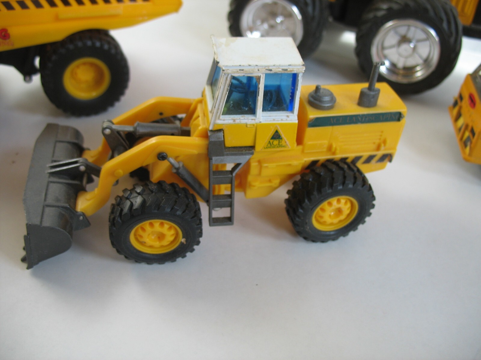 Lot 6 Vintage Remco Tootsie toy & others Construction vehicles toys