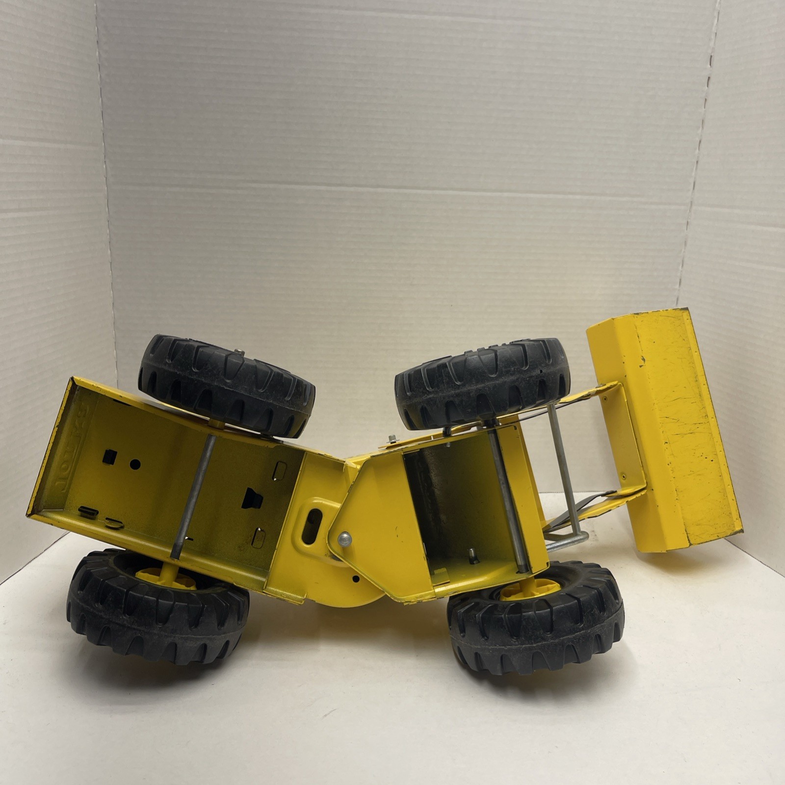 Mighty Tonka 1973-1975 Front Loader Solid! Works! All Original (1905)