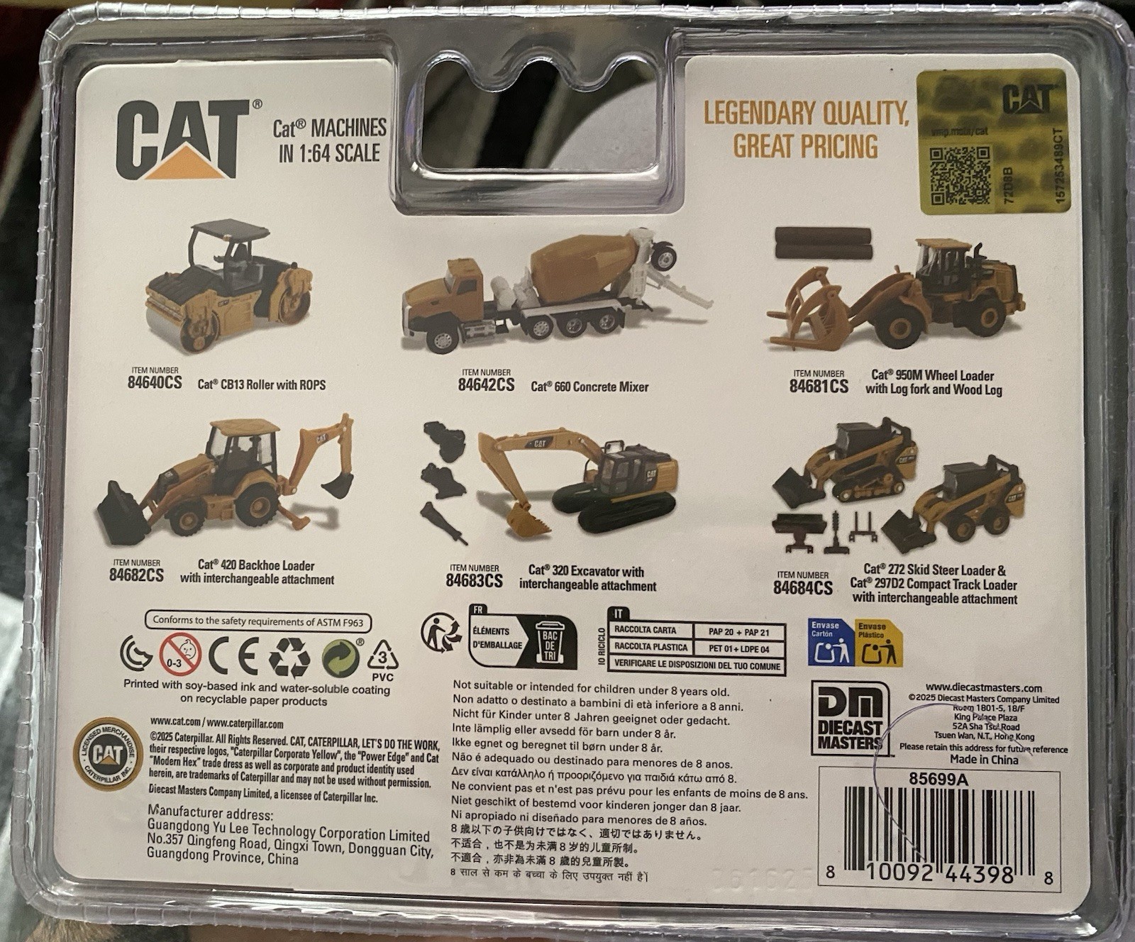 Diecast Masters CAT 320F L & 420XE 1:64 Cat Machines