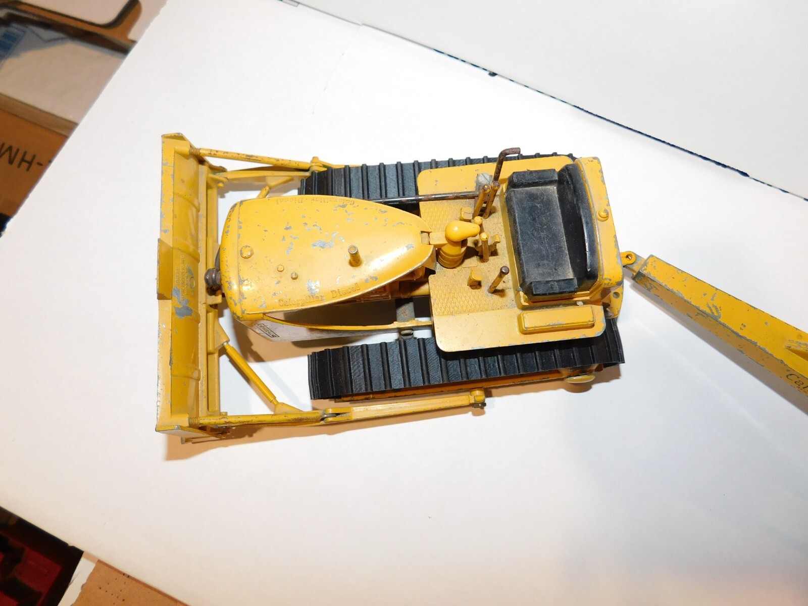 Ruehl Caterpillar Cat D-6 and tow behind 3-blade Ripper 1:24 Scale rare