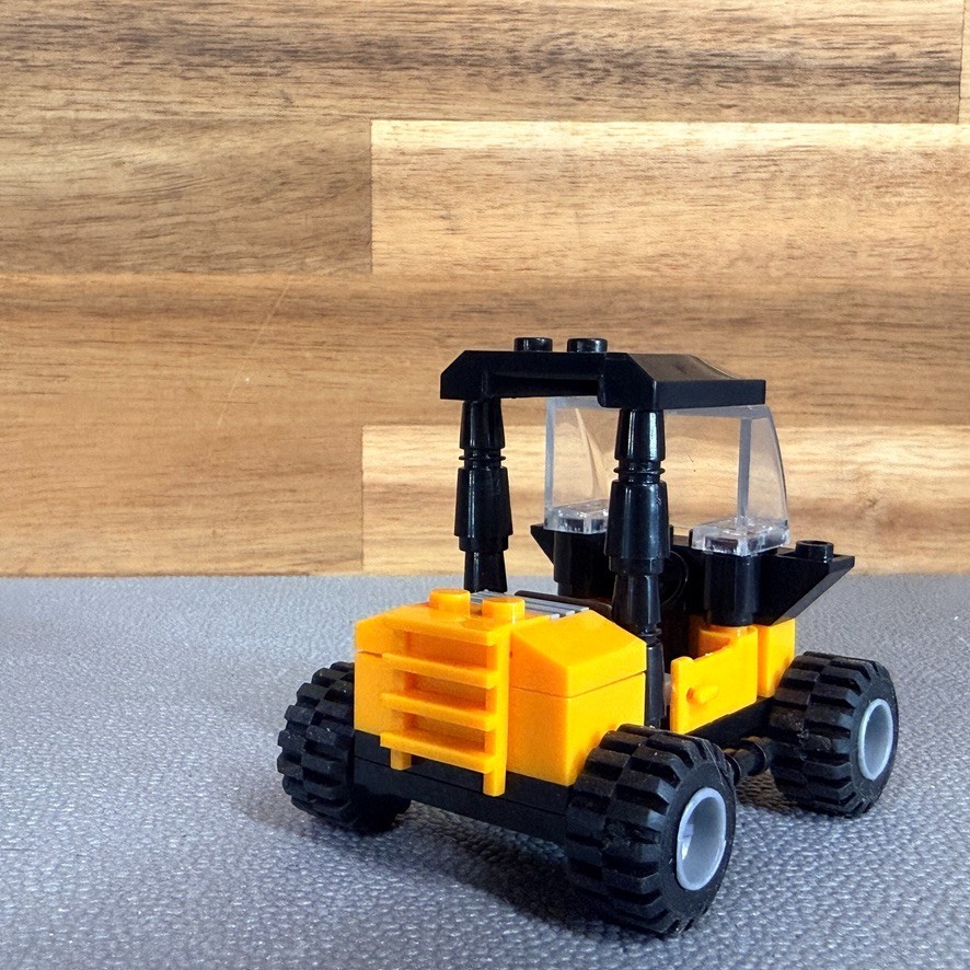 Mini Construction Vehicle Forklift Loader Building Block Toy Yellow Black
