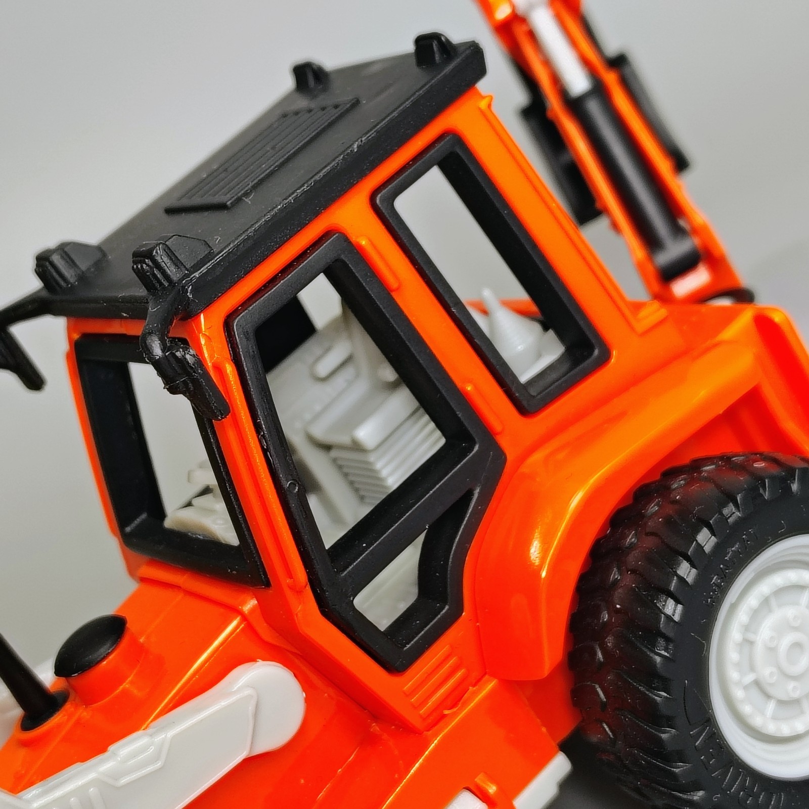 Driven by Battat WH1009Z Mini Backhoe Loader Vehicle Orange