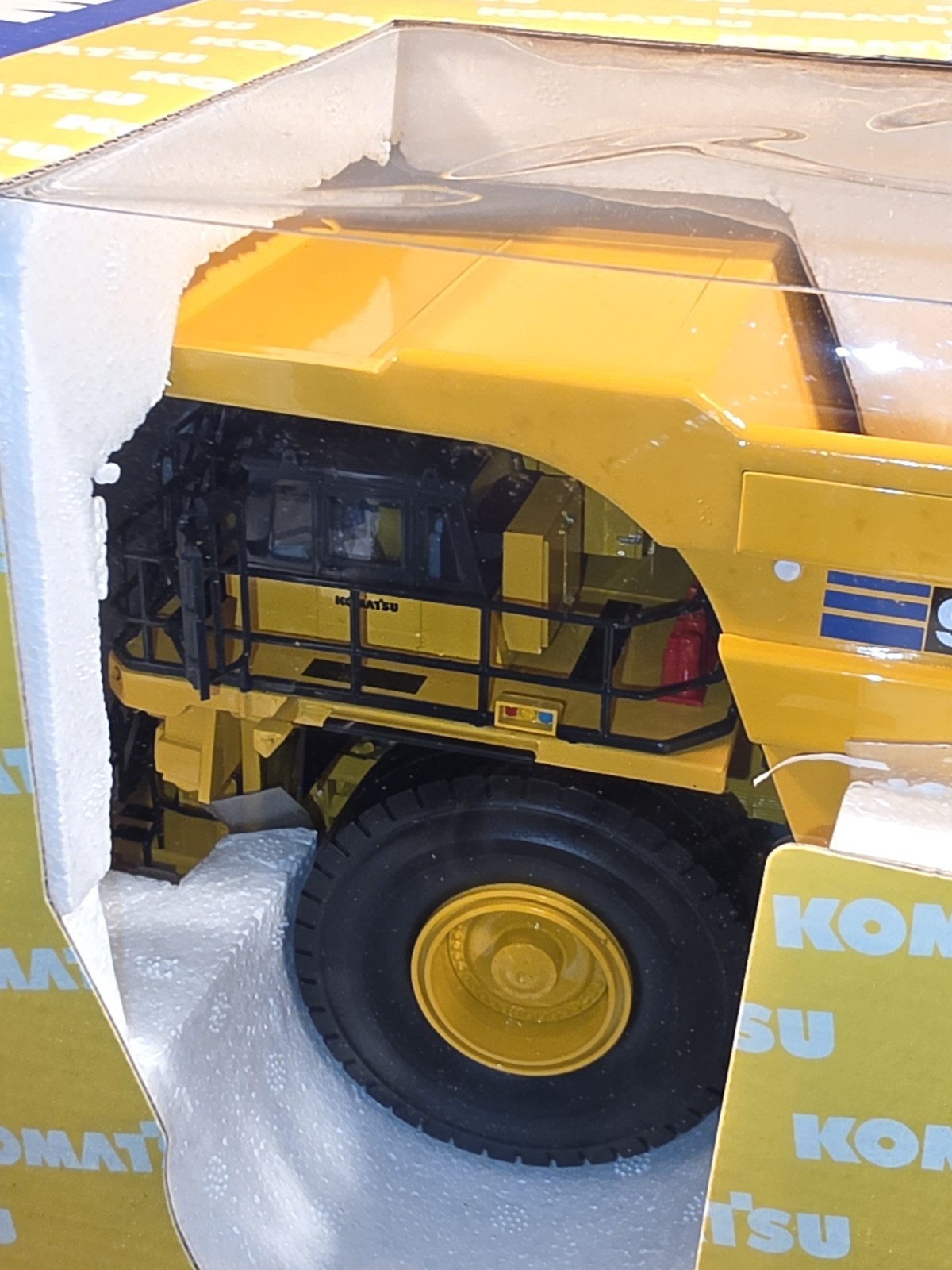 NEW MINT IN BOX! First Gear Komatsu 960E Mining Dump Truck 1:50 Scale Diecast