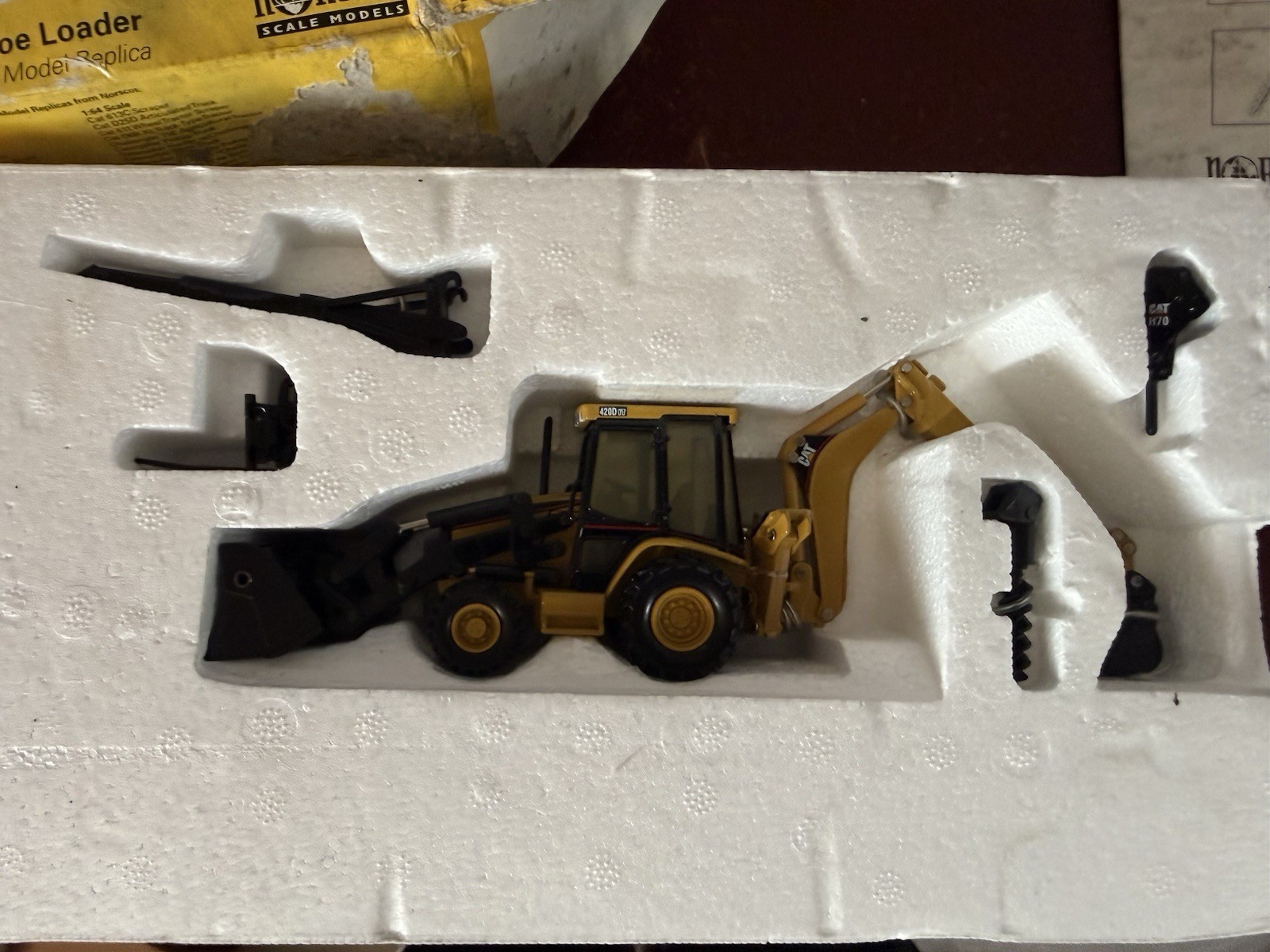 Toy Is New, Box Terrible Condition – CAT 420D IT Backhoe Loader 1:50