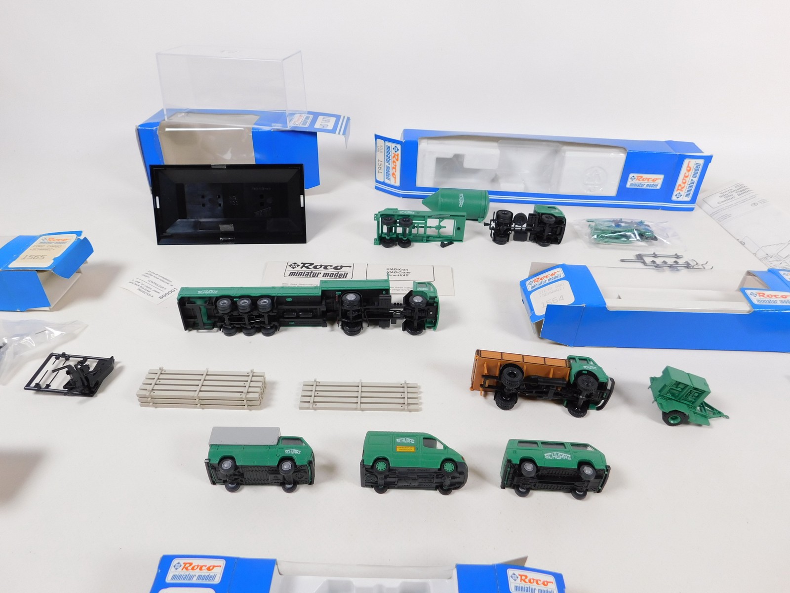 Roco 1:87 H0 7x Black Tipper Trucks 1534 1550 VW Ford Volvo Steyr MB