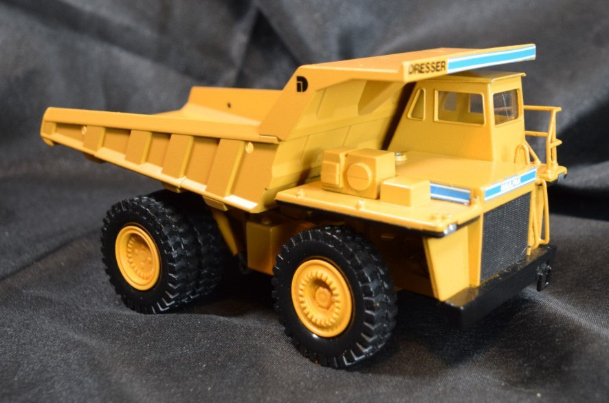 Conrad #2722 Dresser Haulpak Mining Truck 1:50 Scale – Read