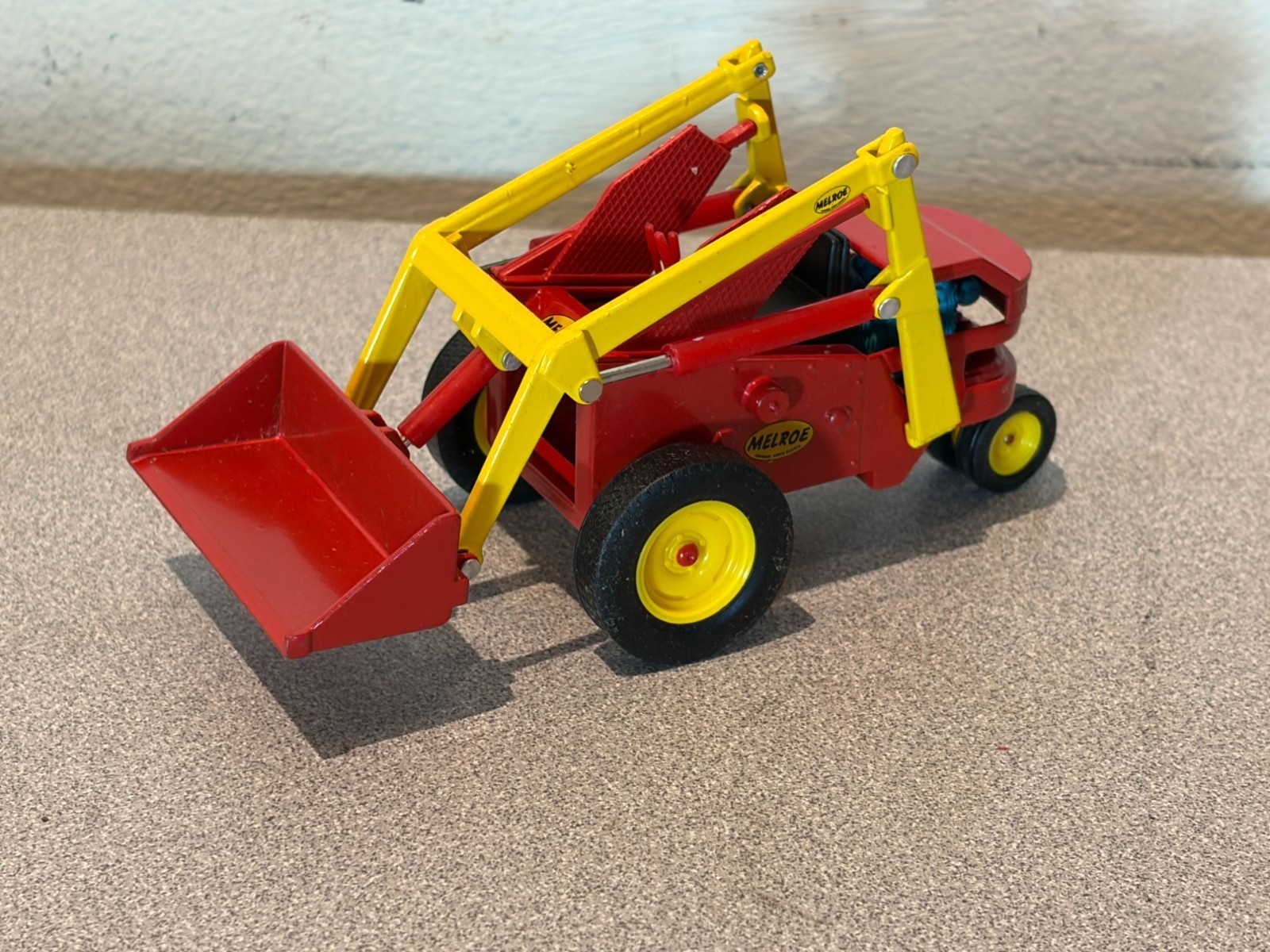 Melroe Bobcat M-200 Loader – Clover 1:25 Scale Diecast Model