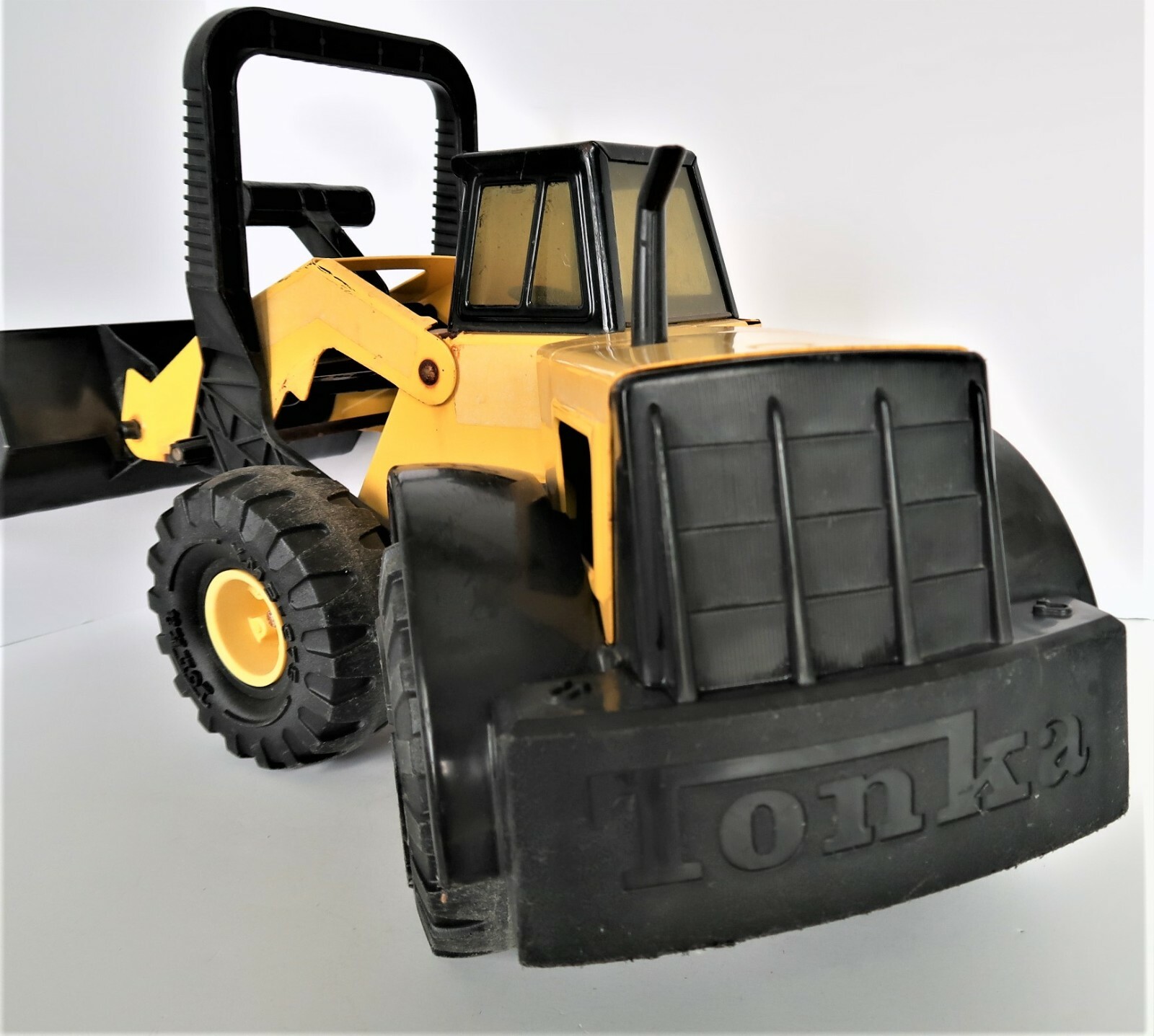 Tonka “Mighty 728” Front End Loader Hasbro 1999