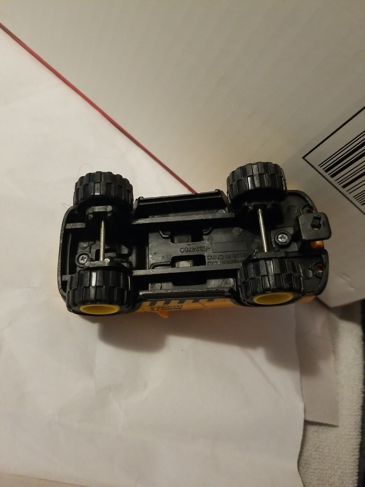 Toy Mighty Wheels Construction Company 4wd SUV Yellow plastic 4″ Long truck.