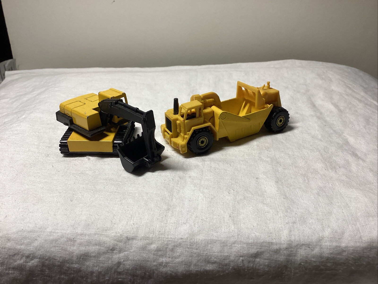 Vintage Mattel 1986 Diecast Earth Mover & Pelle Mecanique Steam Shovel