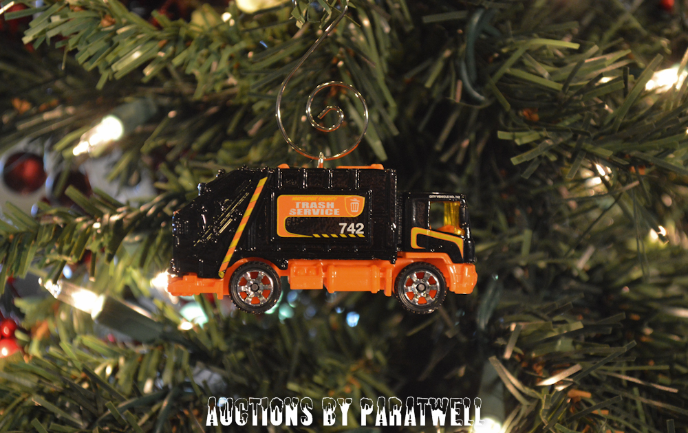 Black Garbage Trash Refuse Truck Custom Christmas Ornament 1/64 Scale Adorno NEW