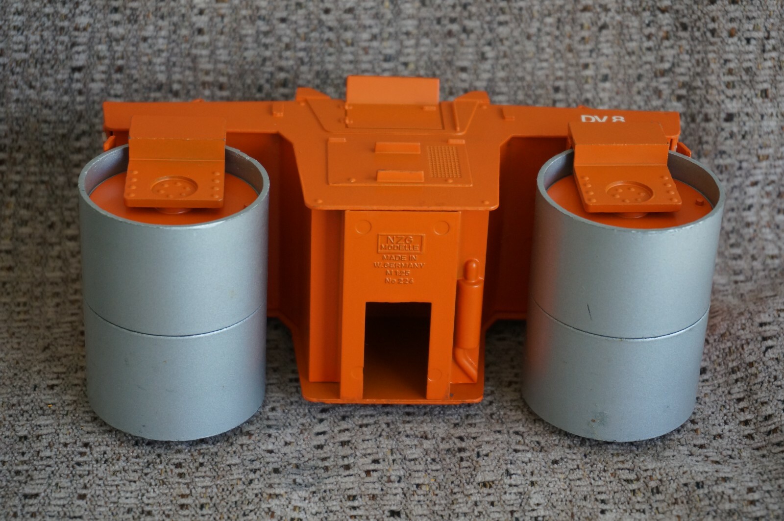 NZG Modelle No. 224 HAMM DV8 Double Roller – 1:25 scale – West Germany