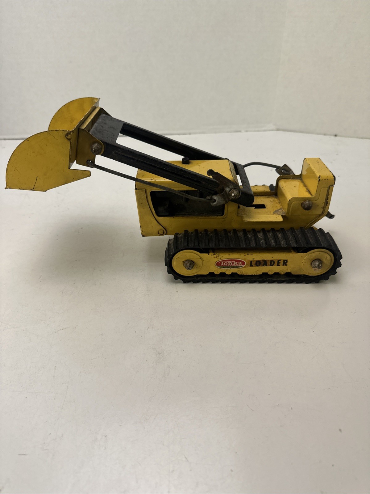 Vintage Tonka Crawler Loader Pressed Steel Toy Bulldozer Tracks USA