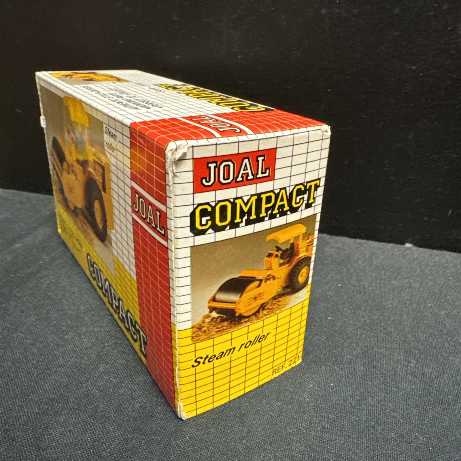 Joal CATERPILLAR #221 STEAM ROLLER 1/50 Scale Diecast NEW
