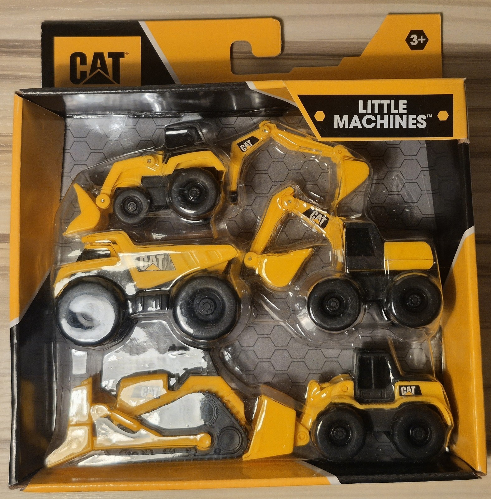 CAT ‘Little Machines’ 5-PACK CONSTRUCTION VEHICLE SET by Funrise