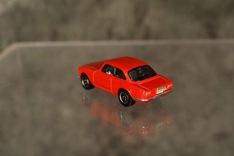 2006 Mattel Matchbox 1965 ALFA ROMEO GLULIA SPRINT GTA MB715 RED W/FREE SHIPPING