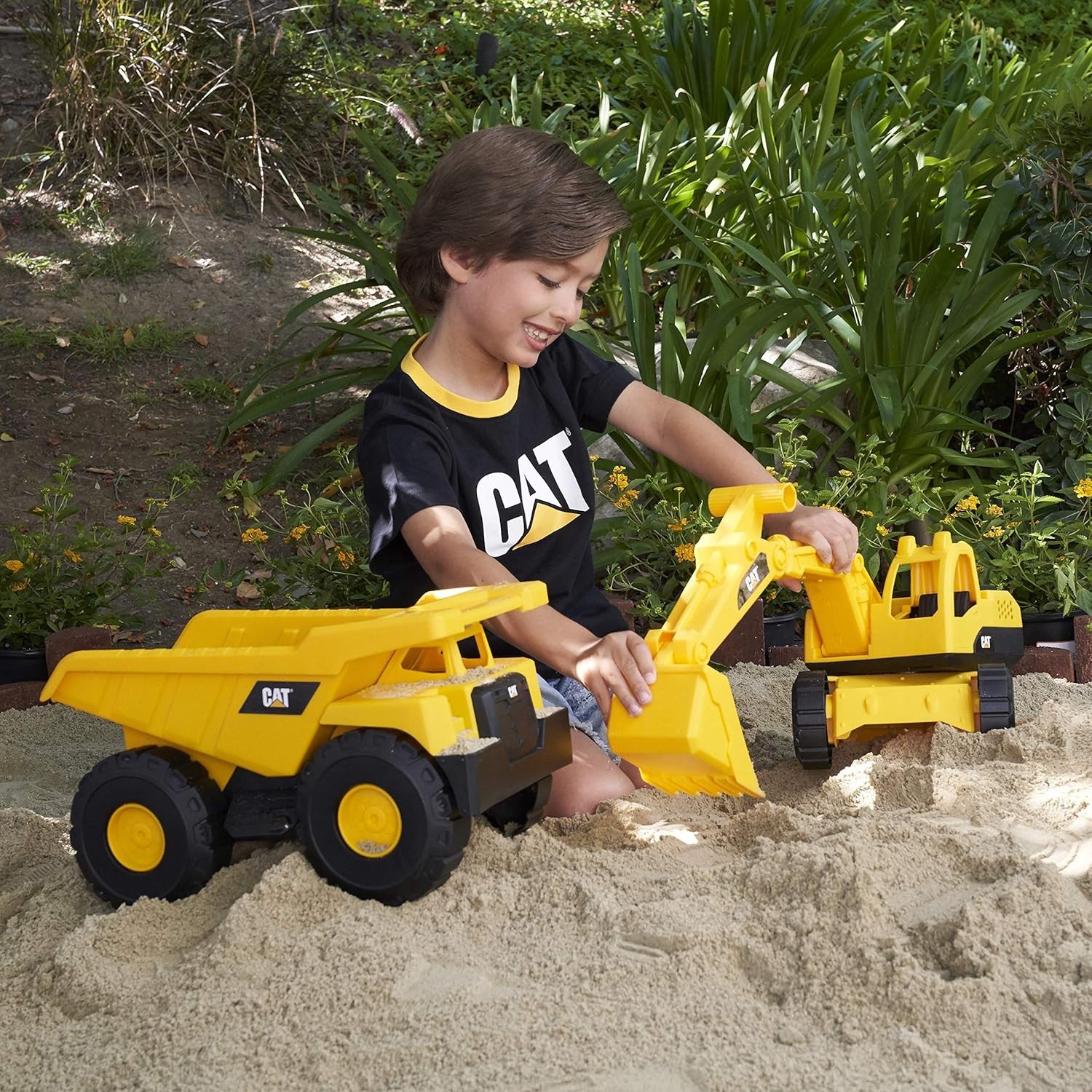 CAT Dump Truck Excavator 15″ Tough Rigs 2 Pack Kid Powered Construction Toy