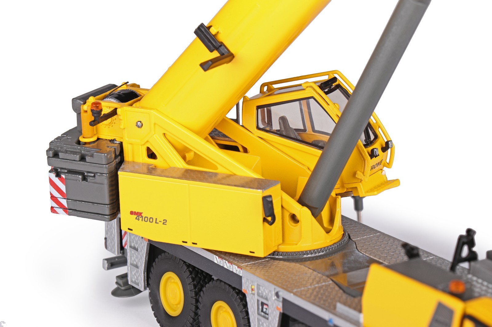 Grove GMK4100L-2 All-Terrain Mobile Crane – Conrad 1:50 Scale Model #2124/0 New
