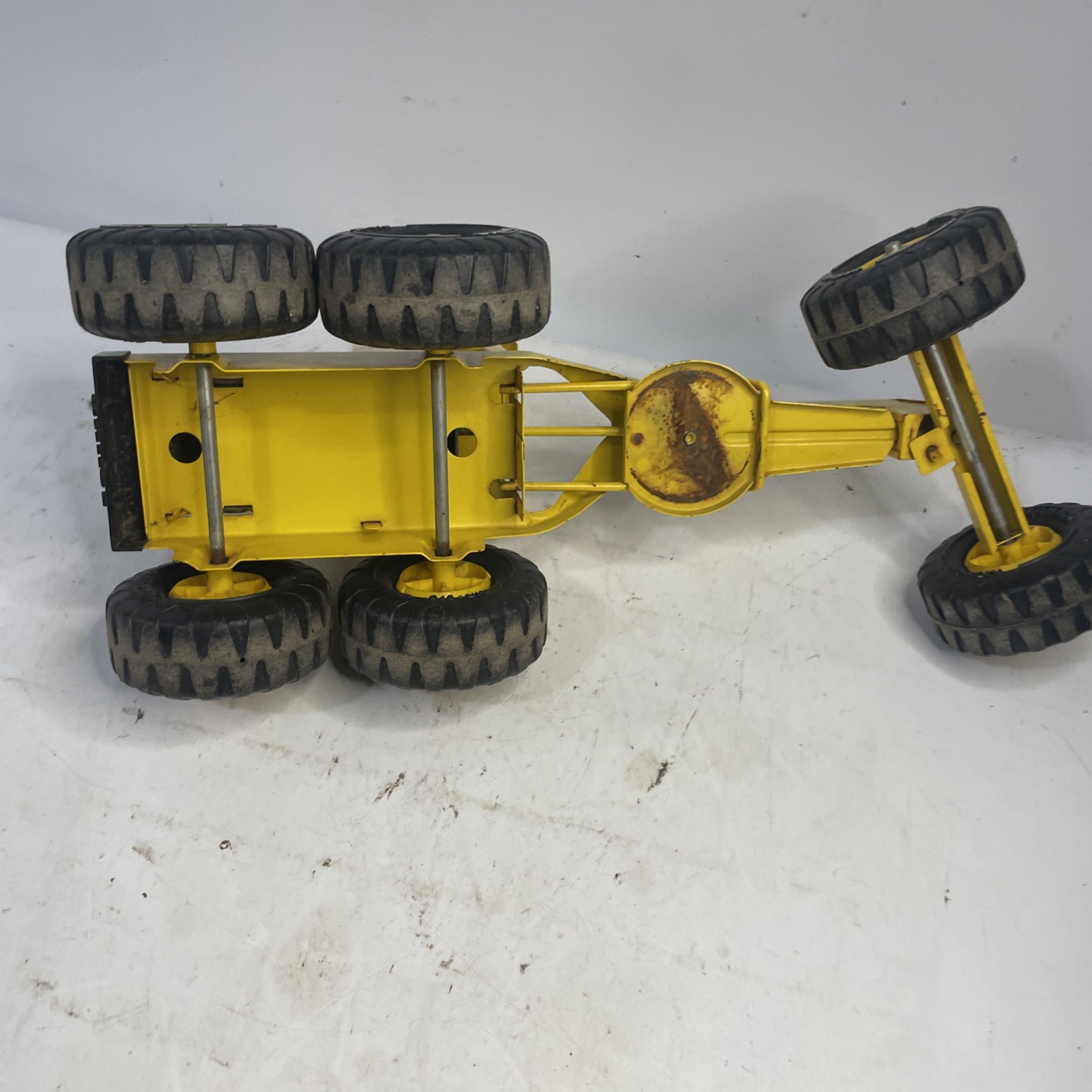 Vintage Pressed Metal Yellow Tonka Road Grader MR-970 18″ 70’s DETACHED BLADE